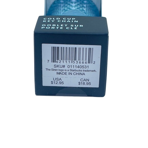 NWT Starbucks Frozen Glacier Tumbler Keychain - Blue Ice Ombre Cold Cup Key Fob - Picture 4 of 4